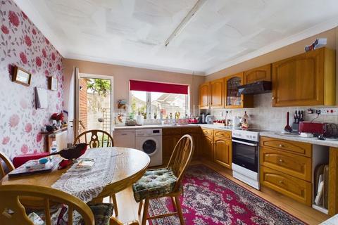 17 Albert Road, Gillingham, ME7 5UX