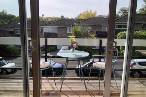 2 bedroom flat to rent, Northlands Drive, Central Winchester