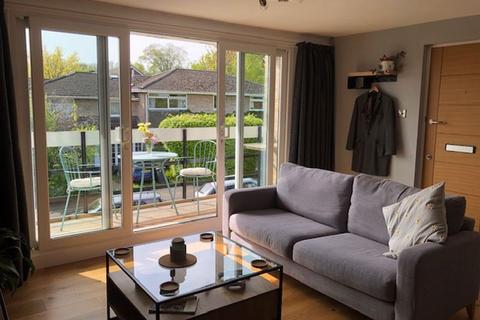 2 bedroom flat to rent, Northlands Drive, Central Winchester