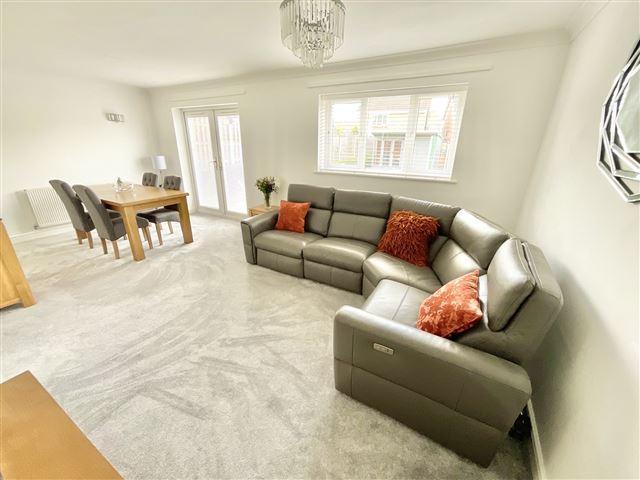 Open Plan Lounge/Dining Room