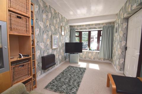 45 Captain Lees Road, Westhoughton, Bolton, BL5 3UB