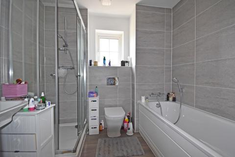 28 Nuthatch Drive, Finberry, Ashford, TN25 7AA