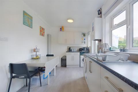 2 Audley Drive, Beeston, Nottingham, NG9 2SF