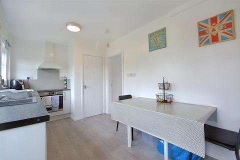2 Audley Drive, Beeston, Nottingham, NG9 2SF