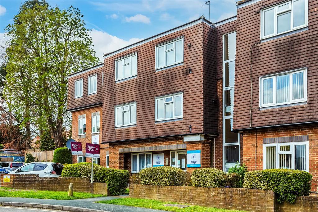 Beatrice Road, Oxted 1 bed retirement property for sale £225,000