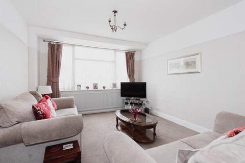 31 The Mount, Worcester Park, KT4 8UD
