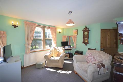 3 bedroom detached house for sale, Main Street, Sutton On Trent