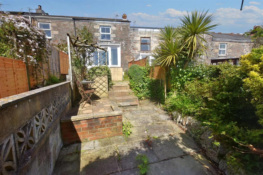 Foxes Row, Carharrack, Redruth 2 bed cottage for sale £200,000