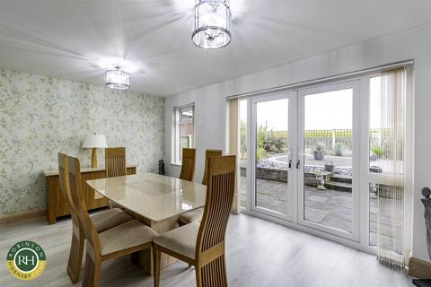 31 Clifton Drive, Sprotbrough, Doncaster, DN5 7NL