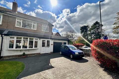 Endun Chapel Lane, Codsall, Wolverhampton, WV8 2EH