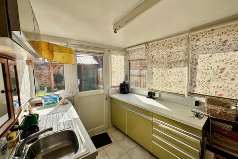 Endun Chapel Lane, Codsall, Wolverhampton, WV8 2EH
