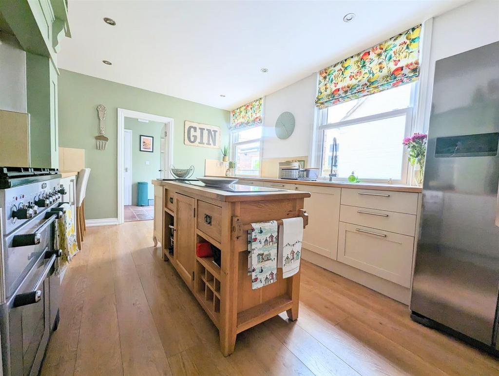 Breakfast Kitchen