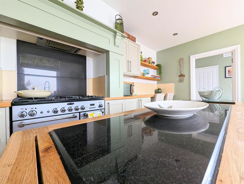 Breakfast Kitchen
