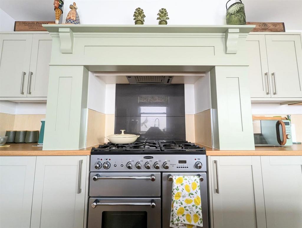 Breakfast Kitchen
