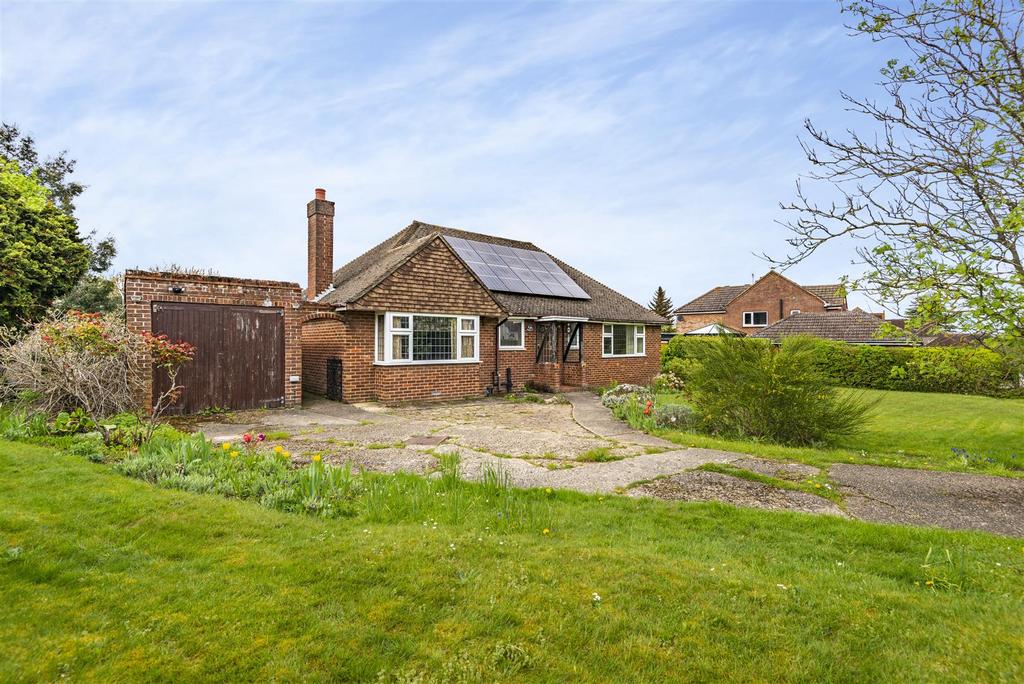 Dean Street, East Farleigh, Maidstone 2 bed detached house for sale £