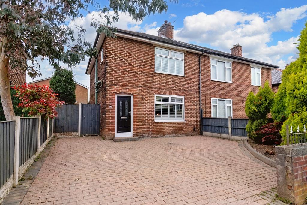 The Avenue, Eccleston, St Helens, WA10 3 bed semidetached house £225,000