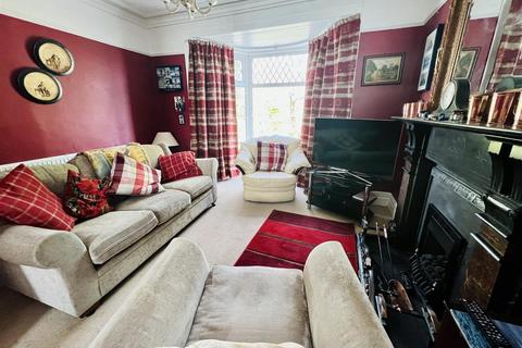 4 bedroom semi-detached house for sale - Woodlands, Gowerton, Swansea