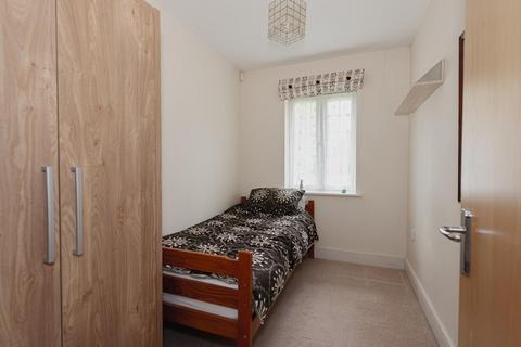 Flat 1, Poplar House, 9 Poplar Close, Epsom, KT17 3LH
