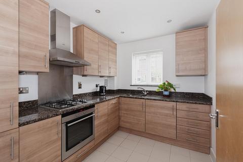 Flat 1, Poplar House, 9 Poplar Close, Epsom, KT17 3LH