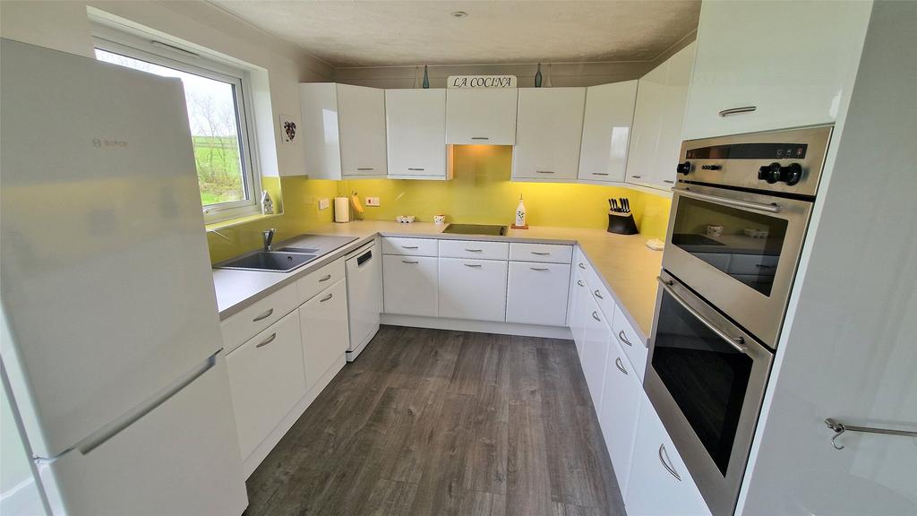 Southfields, Bridgerule, Holsworthy, Devon, EX22 4 bed detached house