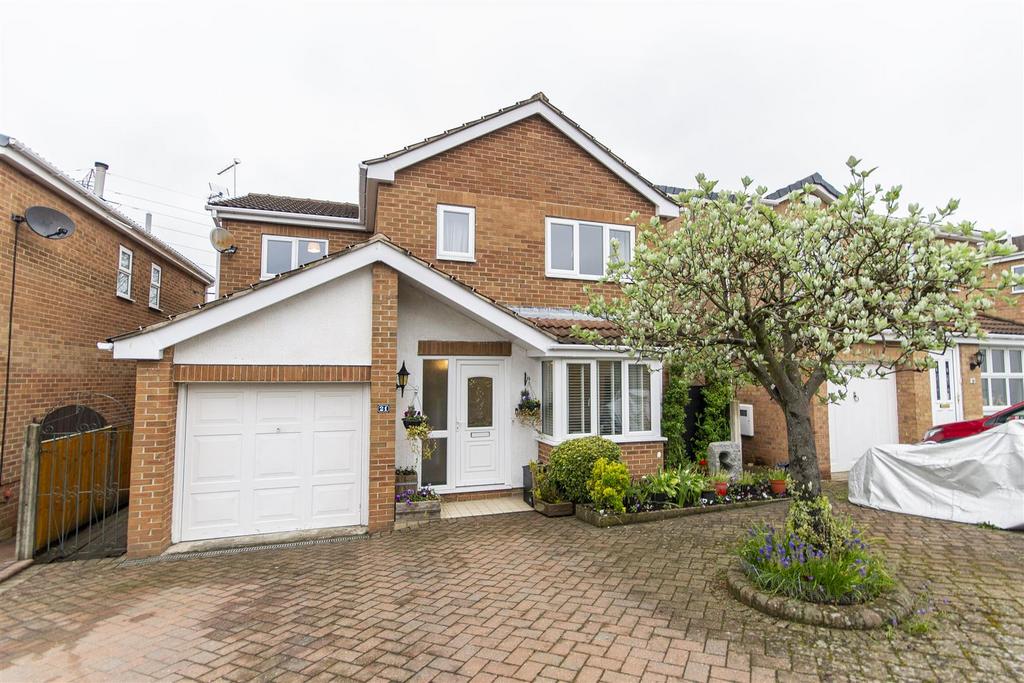 Windsor Walk, Hasland, Chesterfield 4 bed detached house for sale £