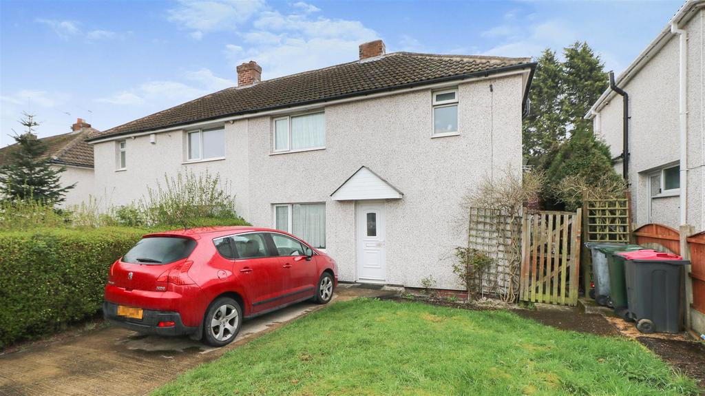 Willow Drive, Flanderwell, Rotherham 3 bed semidetached house for sale £120,000