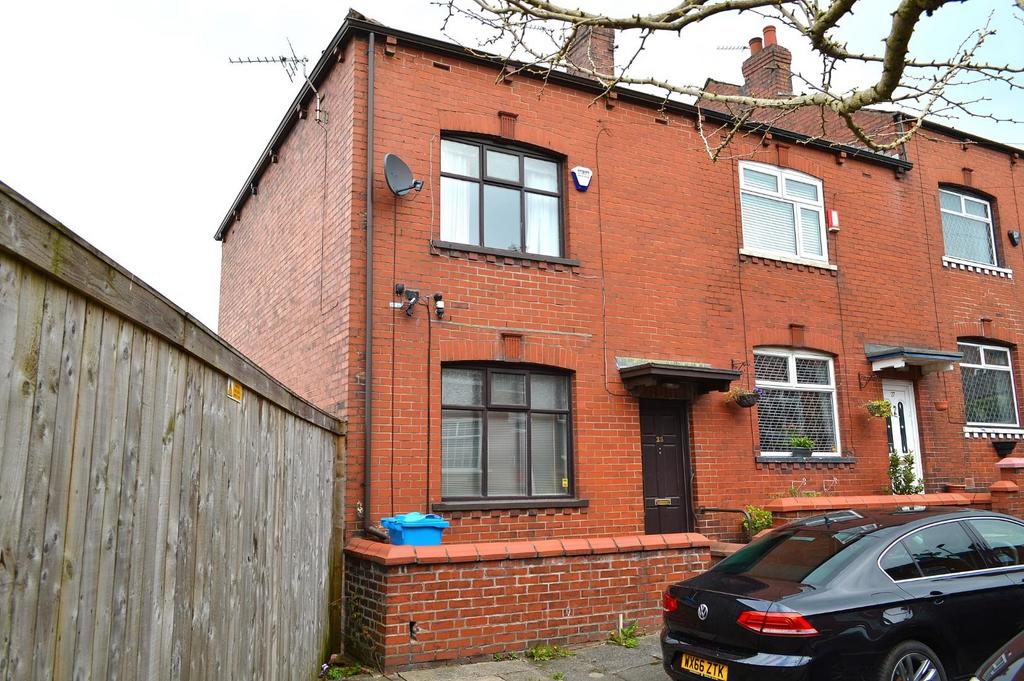 Oregon Avenue, Oldham 2 bed end of terrace house for sale £120,000