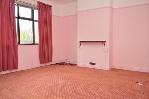 25 Oregon Avenue, Oldham, OL1 2LE