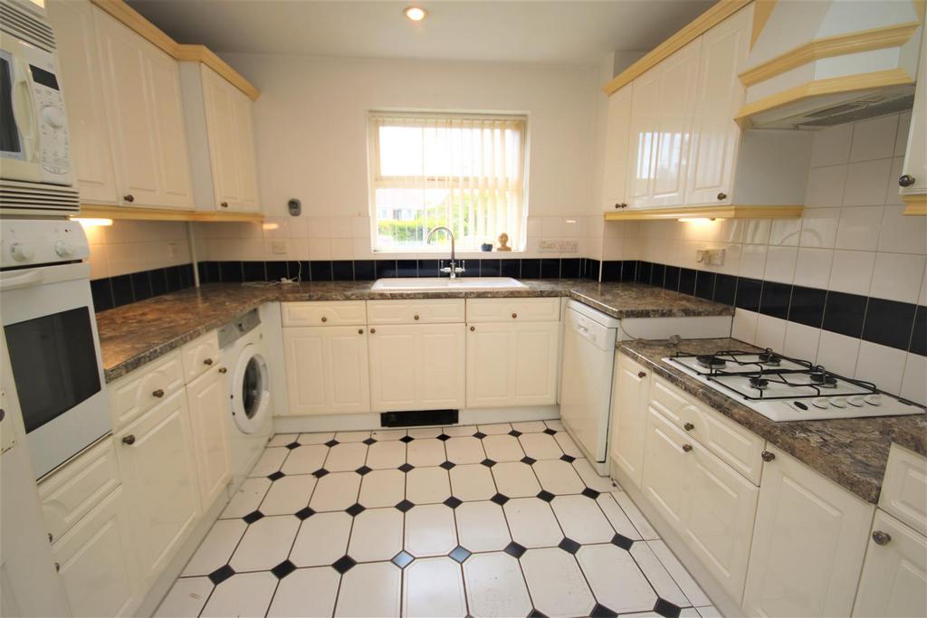 Fitted kitchen/diner: