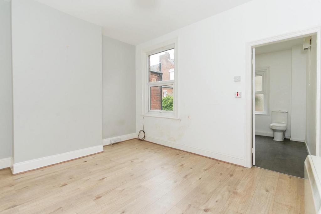 Bedroom no.1