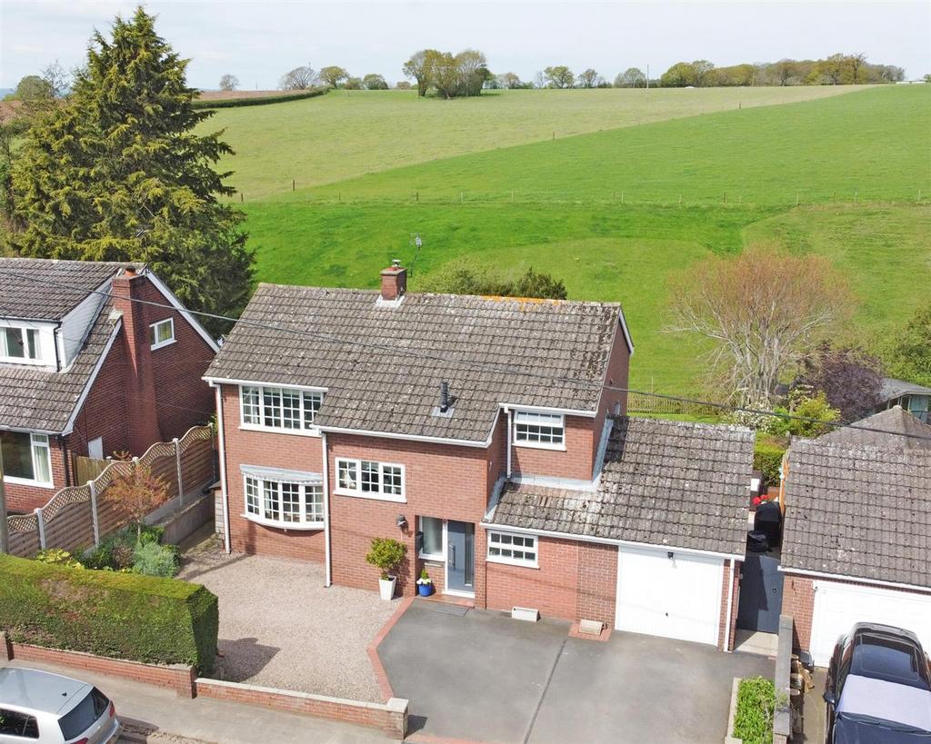 Annscroft, Shrewsbury 3 bed detached house £385,000