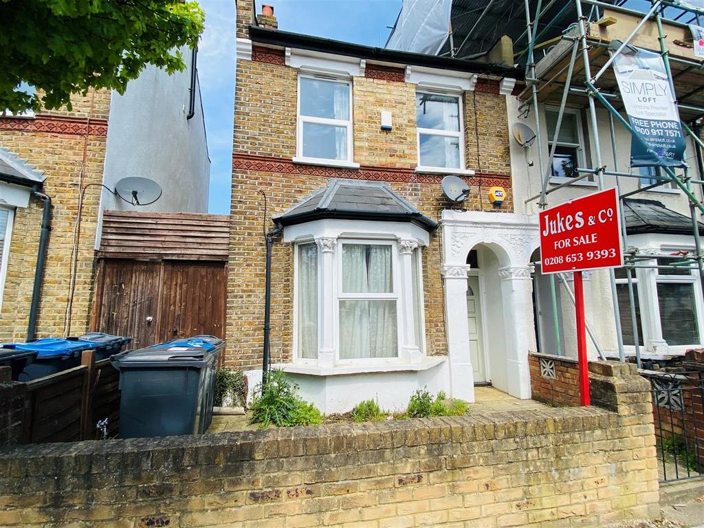 Ferndale Road, London 3 bed end of terrace house £435,000