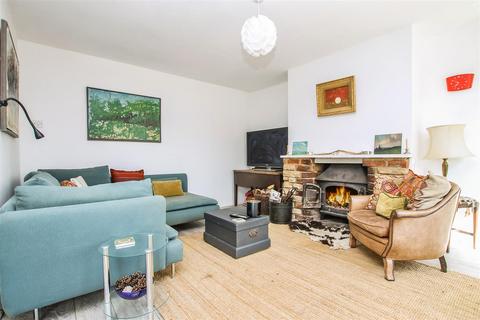 8 Ash Close, Fulbeck, Grantham, NG32 3JY