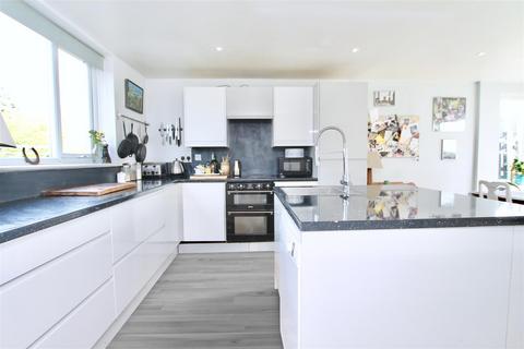 8 Ash Close, Fulbeck, Grantham, NG32 3JY