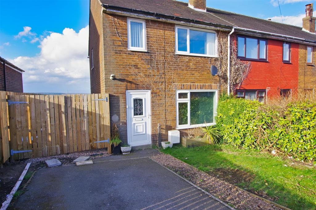 West View, Holywell Green, HALIFAX 3 bed semidetached house £150,000