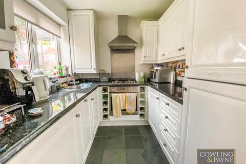 48 Doeshill Drive, Wickford, SS12 9RD