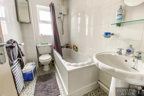 48 Doeshill Drive, Wickford, SS12 9RD