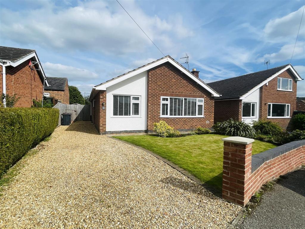 Ploughman Avenue, Woodborough, Nottingham 3 bed detached bungalow for