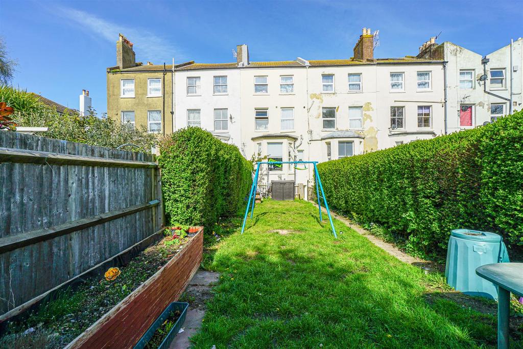 Elphinstone Road, Hastings 6 bed terraced house £425,000