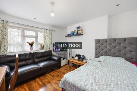 2 bedroom flat for sale, Newton House, Cornwall Street, London, E1 2QP