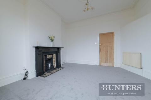 2 bedroom flat for sale - Portsmouth Road, Thames Ditton