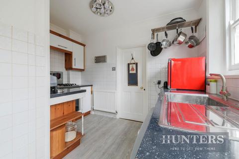 2 bedroom flat for sale - Portsmouth Road, Thames Ditton