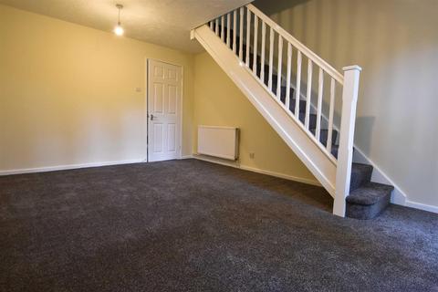 2 bedroom terraced house to rent, Castle Road, Wellingborough