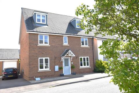 5 bedroom detached house for sale - Symphony Road, Cheltenham