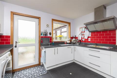 2 Colenhaugh, Stormontfield, Perth, PH2 6DQ