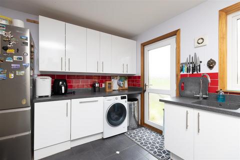 2 Colenhaugh, Stormontfield, Perth, PH2 6DQ