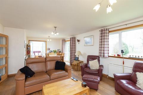 2 Colenhaugh, Stormontfield, Perth, PH2 6DQ