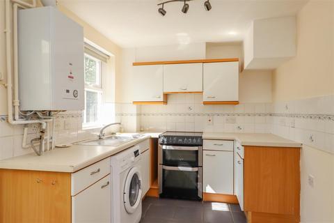 56 Earles Meadow, Horsham, RH12 4HR