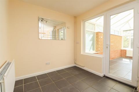 56 Earles Meadow, Horsham, RH12 4HR