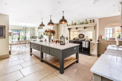 Elm Tree House Hurtmore Road, Hurtmore, Godalming, GU7 2RA